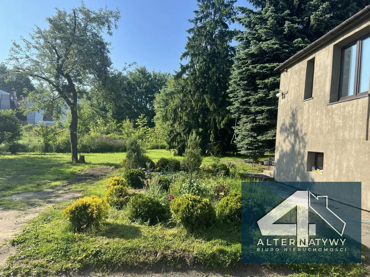 Dom  z dużym potencjałem biznesowym 5pokoje 28