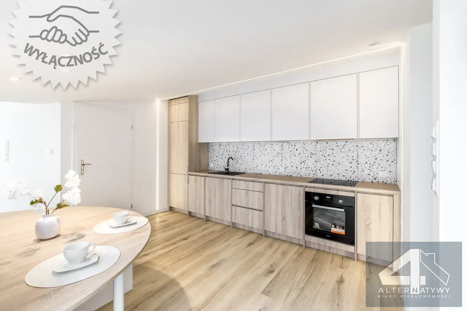 Nowy apartament w centrum, gotowy do wprowadzenia 2