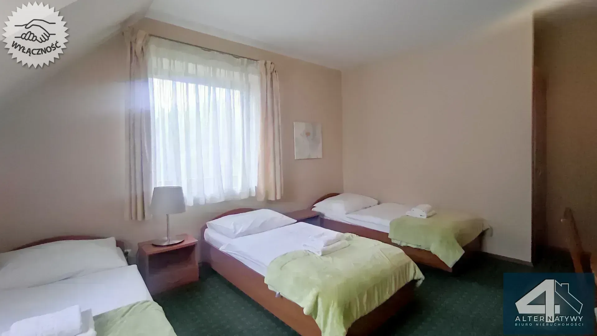 Hotel z dużą działką -Stawy Stefańskiego 3