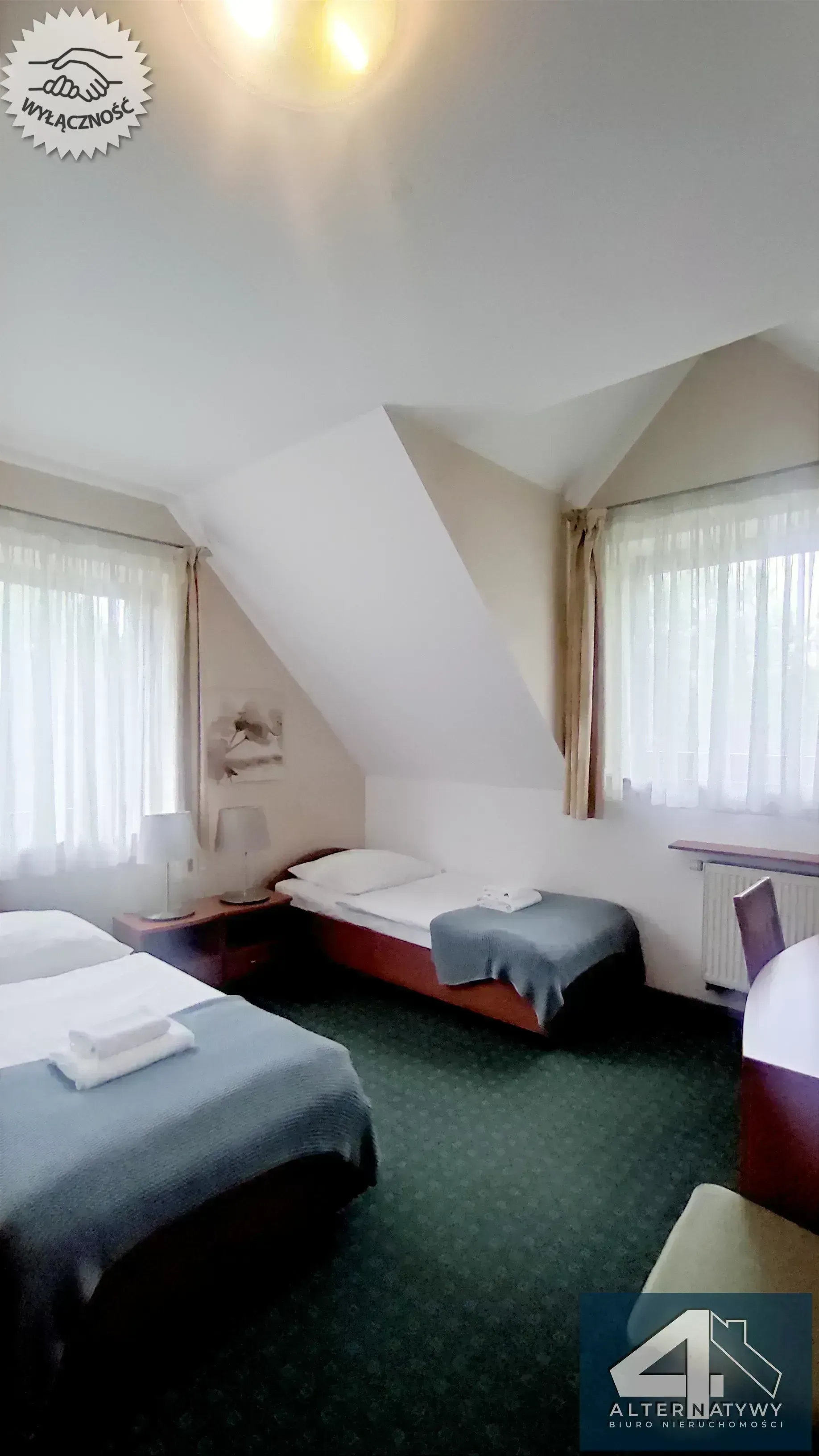 Hotel z dużą działką -Stawy Stefańskiego 5