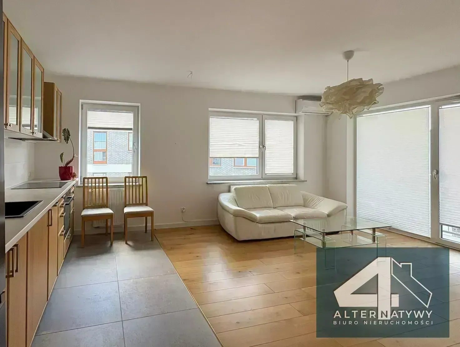 Okazja ! Balkon i Parking 6