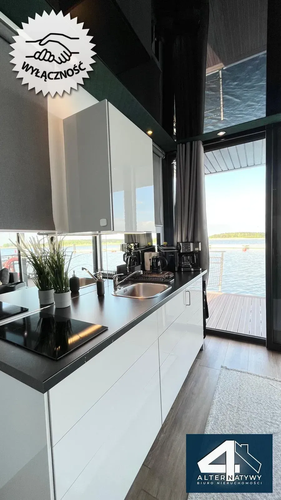 Dom na wodzie Houseboat 7