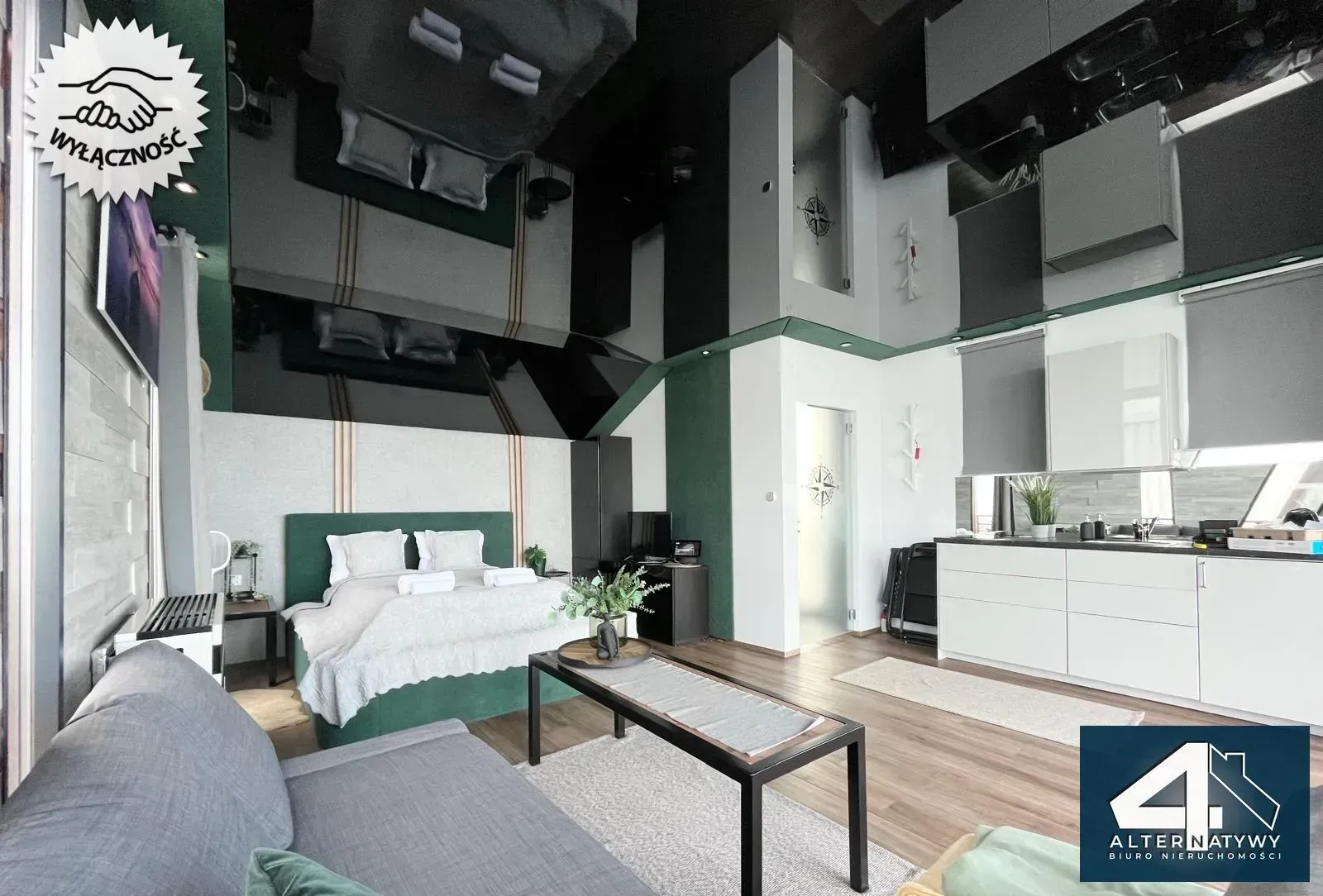 Dom na wodzie Houseboat 3