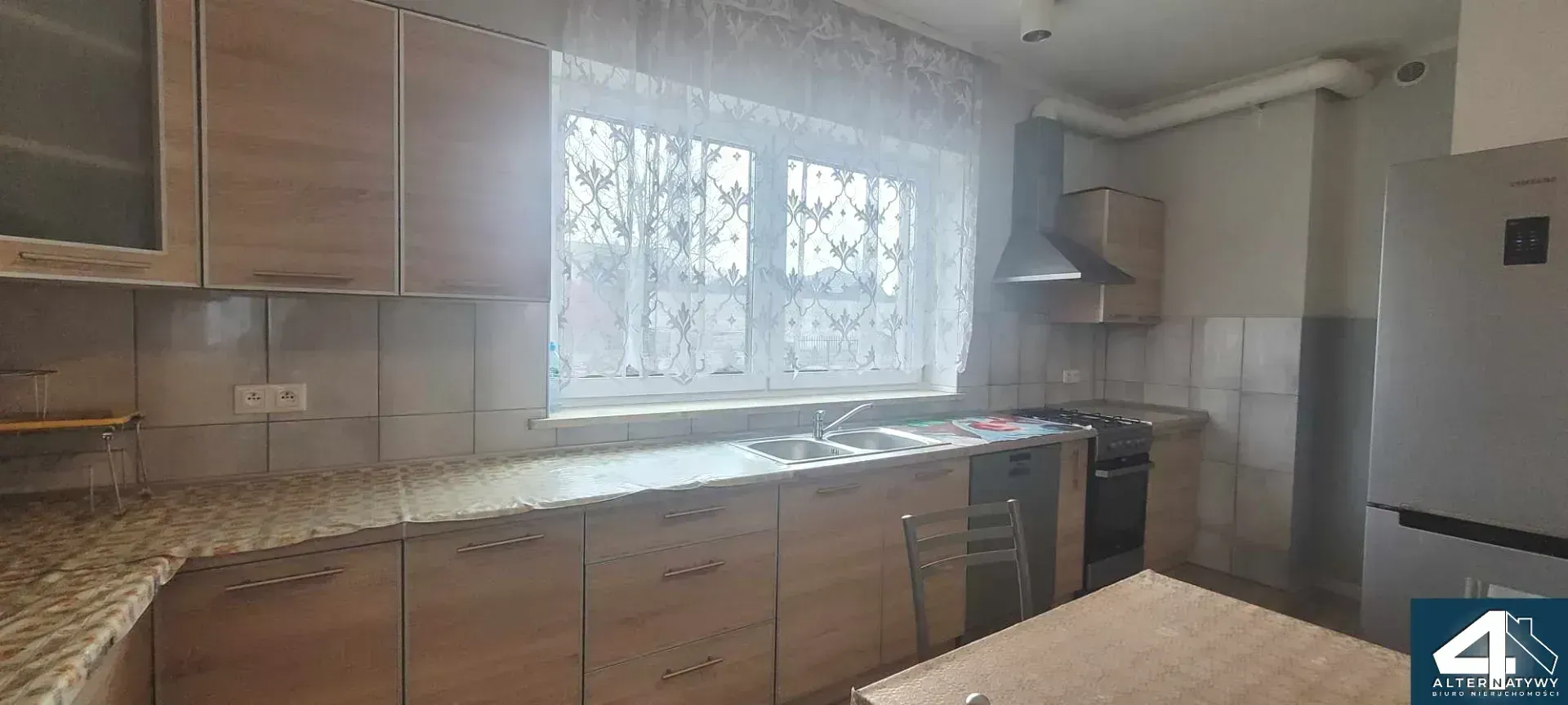 Gotowiec inwestycyjny na obrzeżach miasta. 16