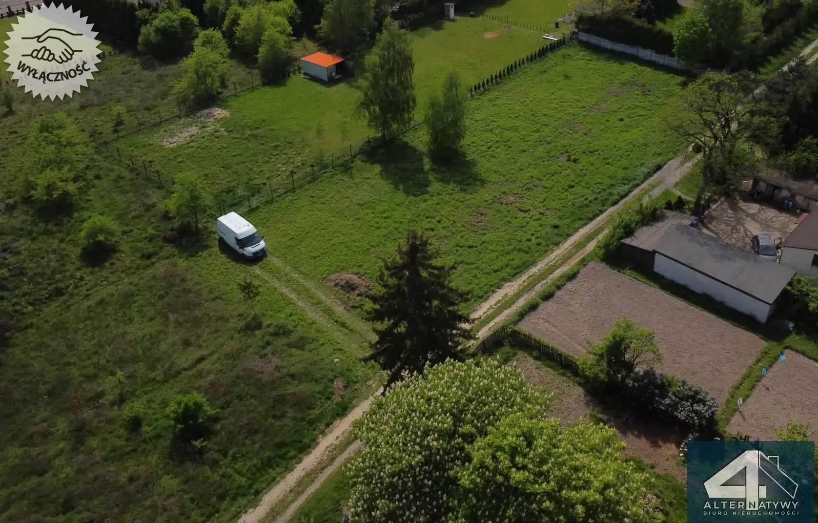 Ładna, ustawna działka budowlana z WZ 7