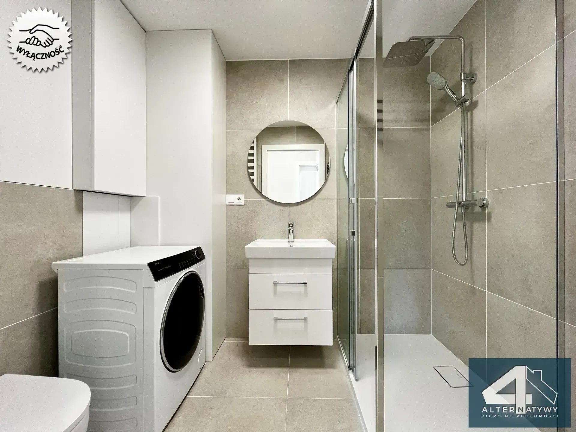 Nowe M3 w cichej okolicy, standard premium 7