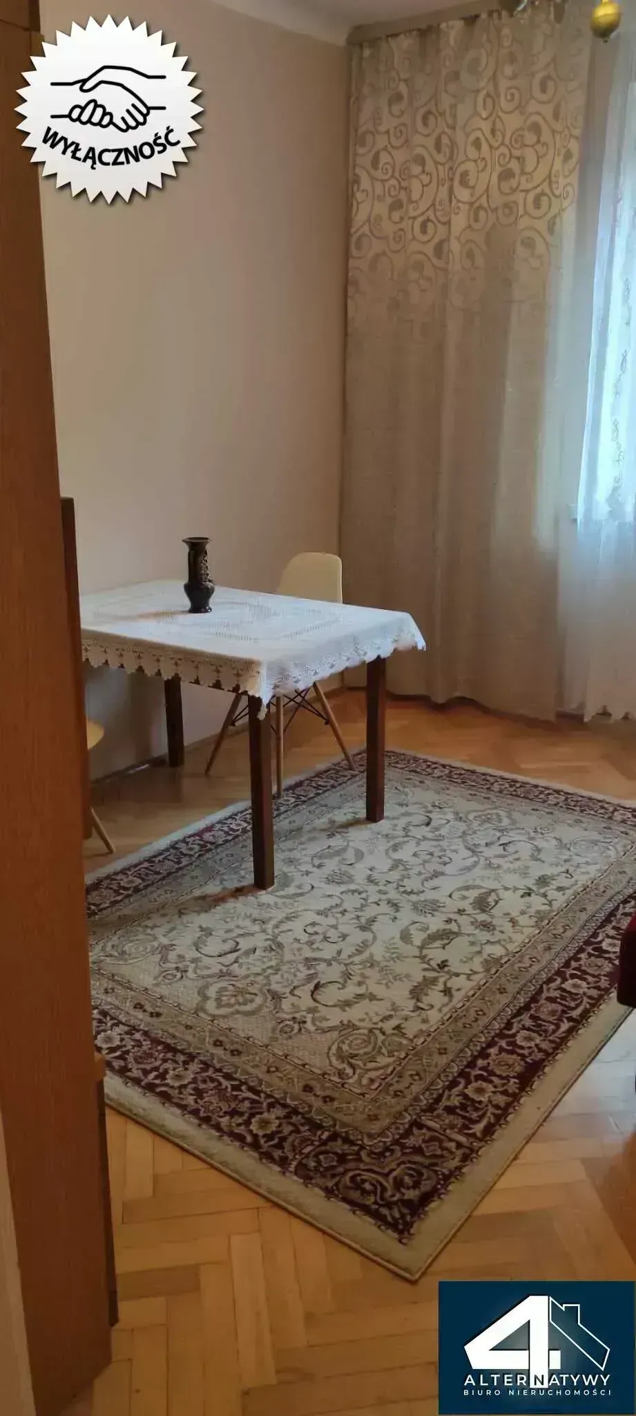 Ustawne obok Zalewu Nowohuckiego 4