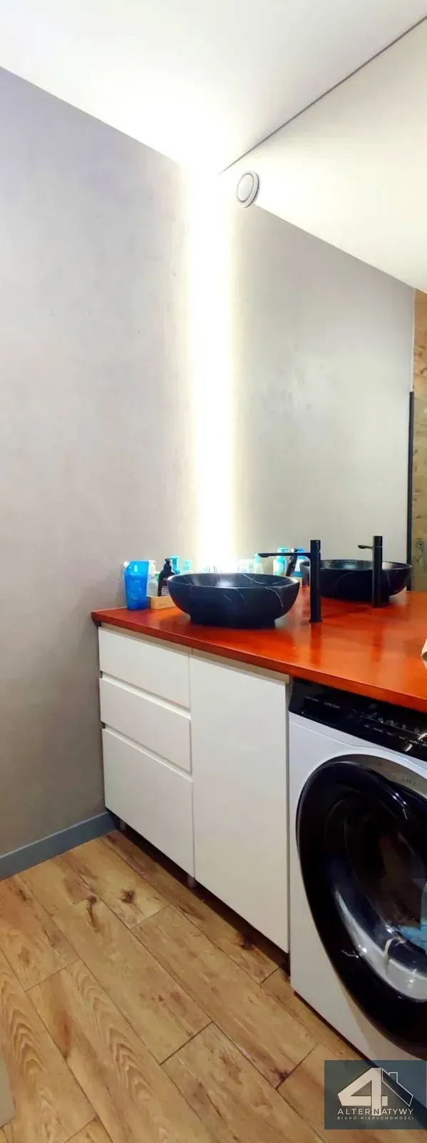 3 pokoje z aneksem+ balkon Ruczaj 10