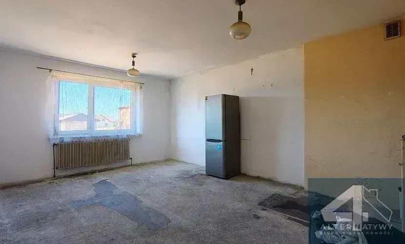 Dom + 2 duże garaże idealne pod firmę! 7