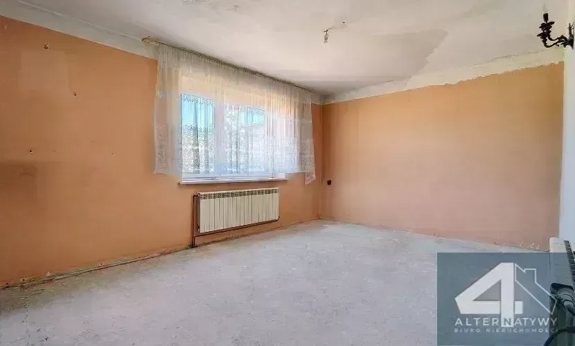 Dom + 2 duże garaże idealne pod firmę! 12