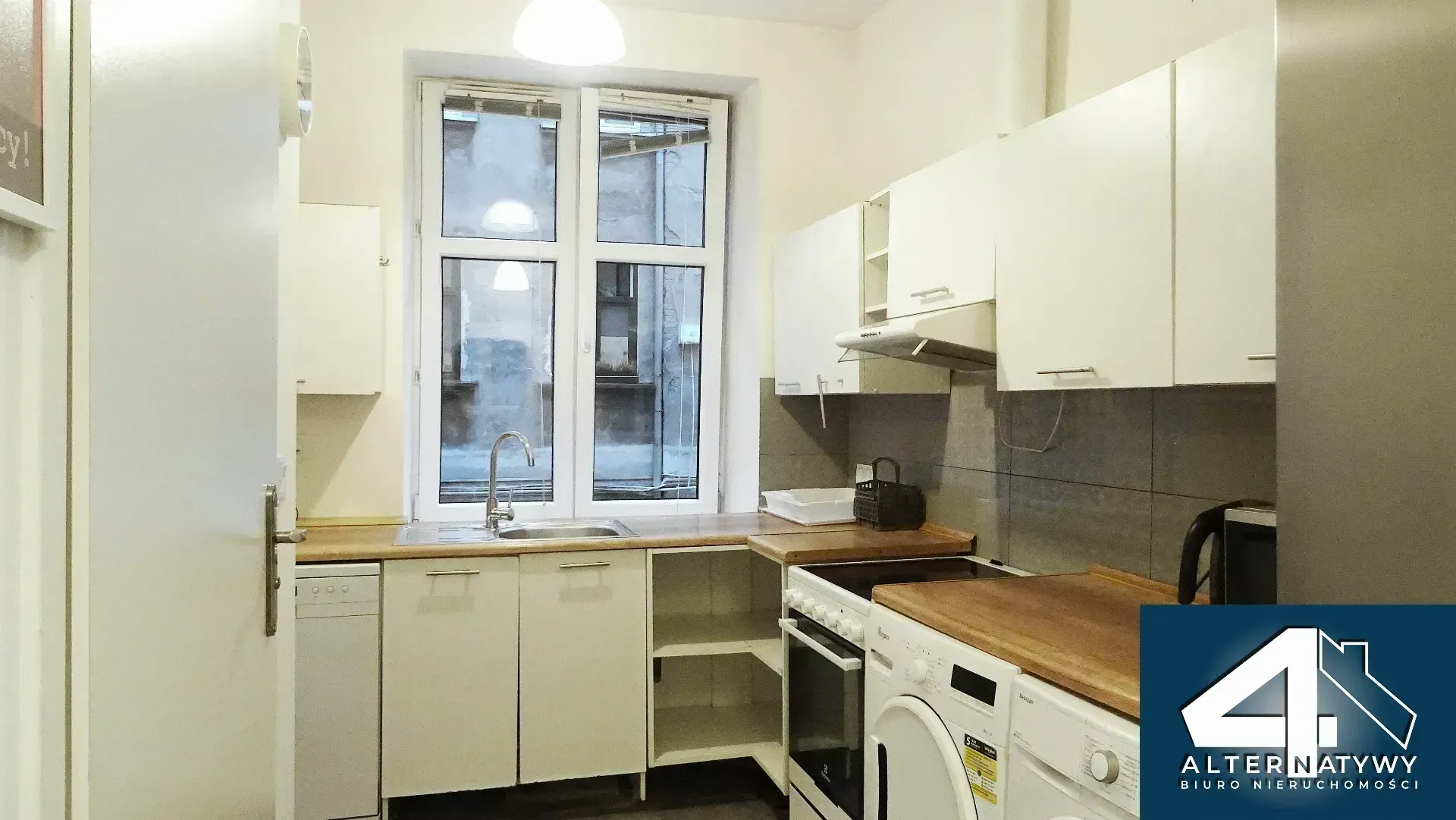 Mieszkanie inwestycyjne 95 m2 w Centrum 7 pokoi 5