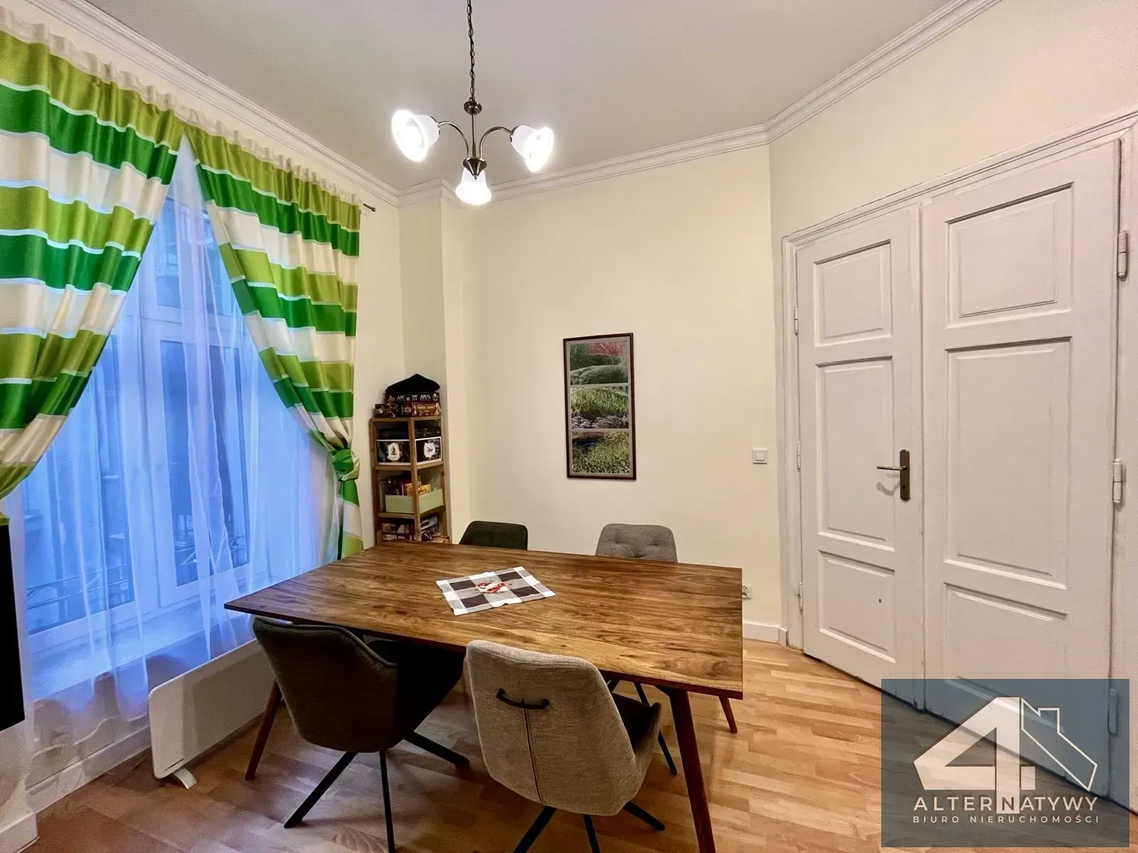 Kawalerka + 3-pokojowe, Zyblikiewicza, 66m 2
