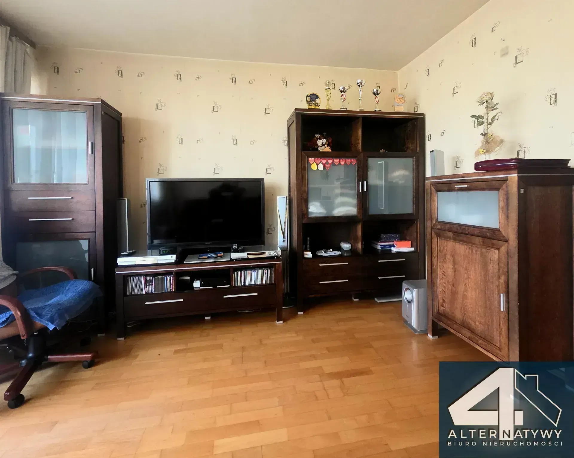 2 pokojowe z osobną kuchnią i balkonem 3