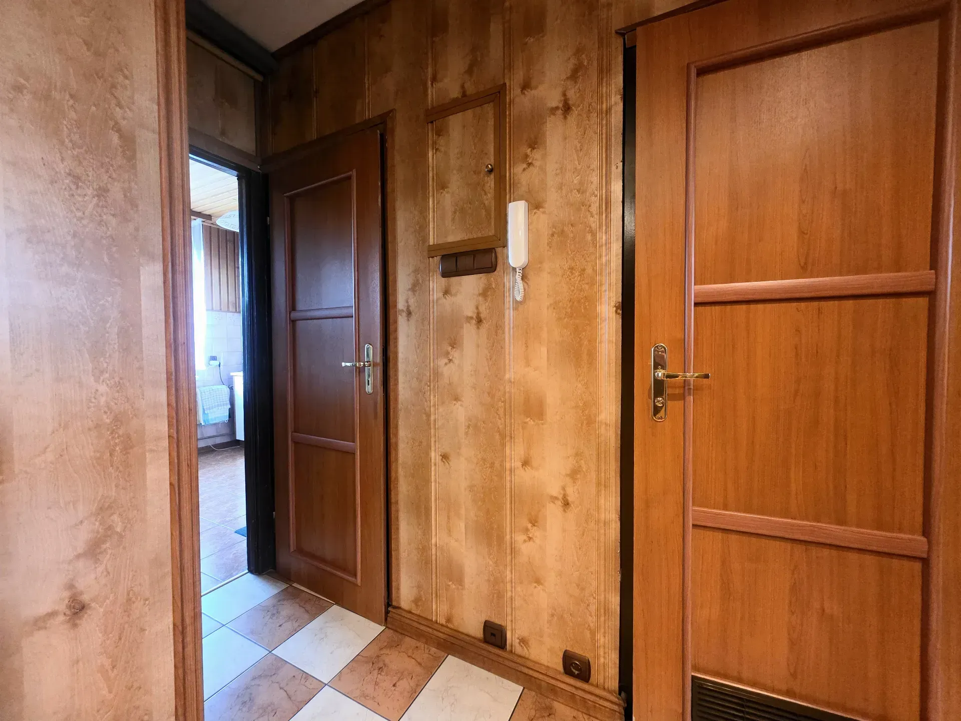 2 pokojowe z osobną kuchnią i balkonem 7