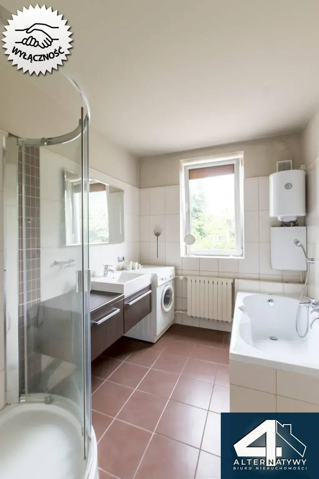 Duży dom dla 2 rodzin z ogromnym potencjałem! 4