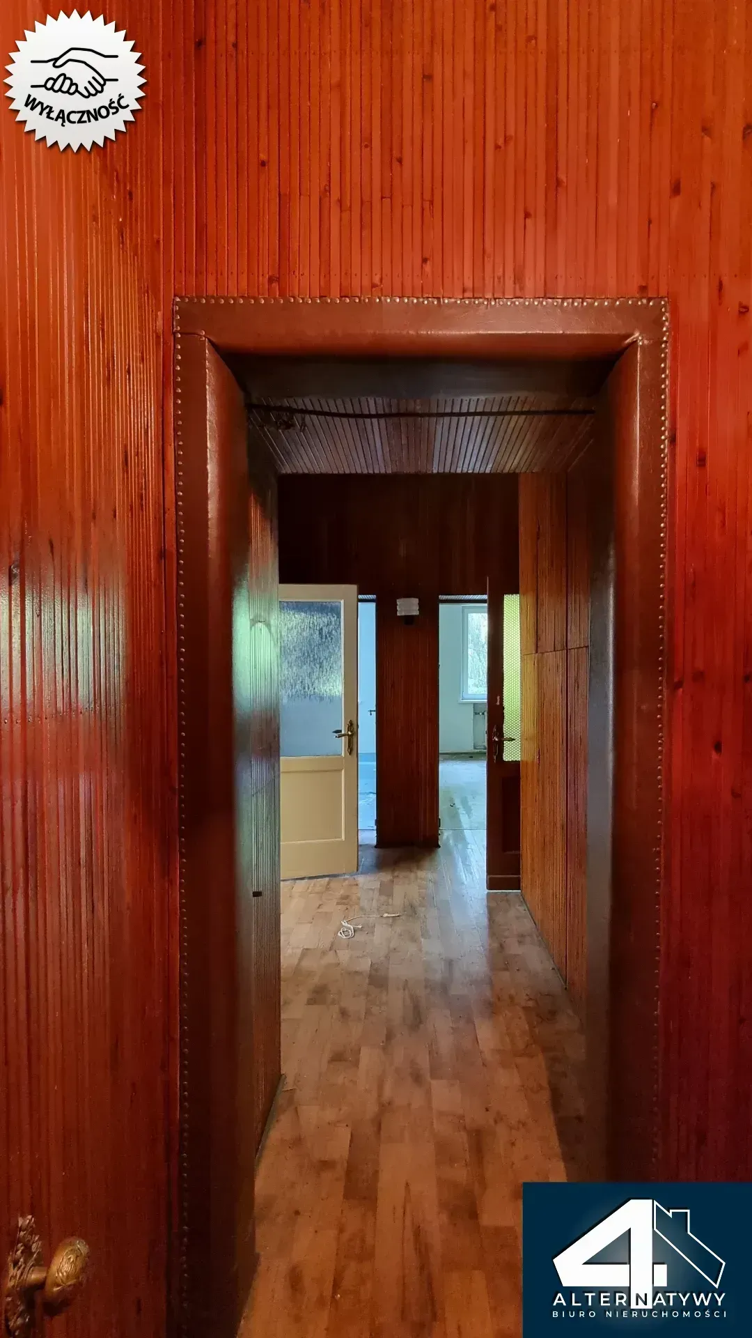 Duży dom dla 2 rodzin z ogromnym potencjałem! 29