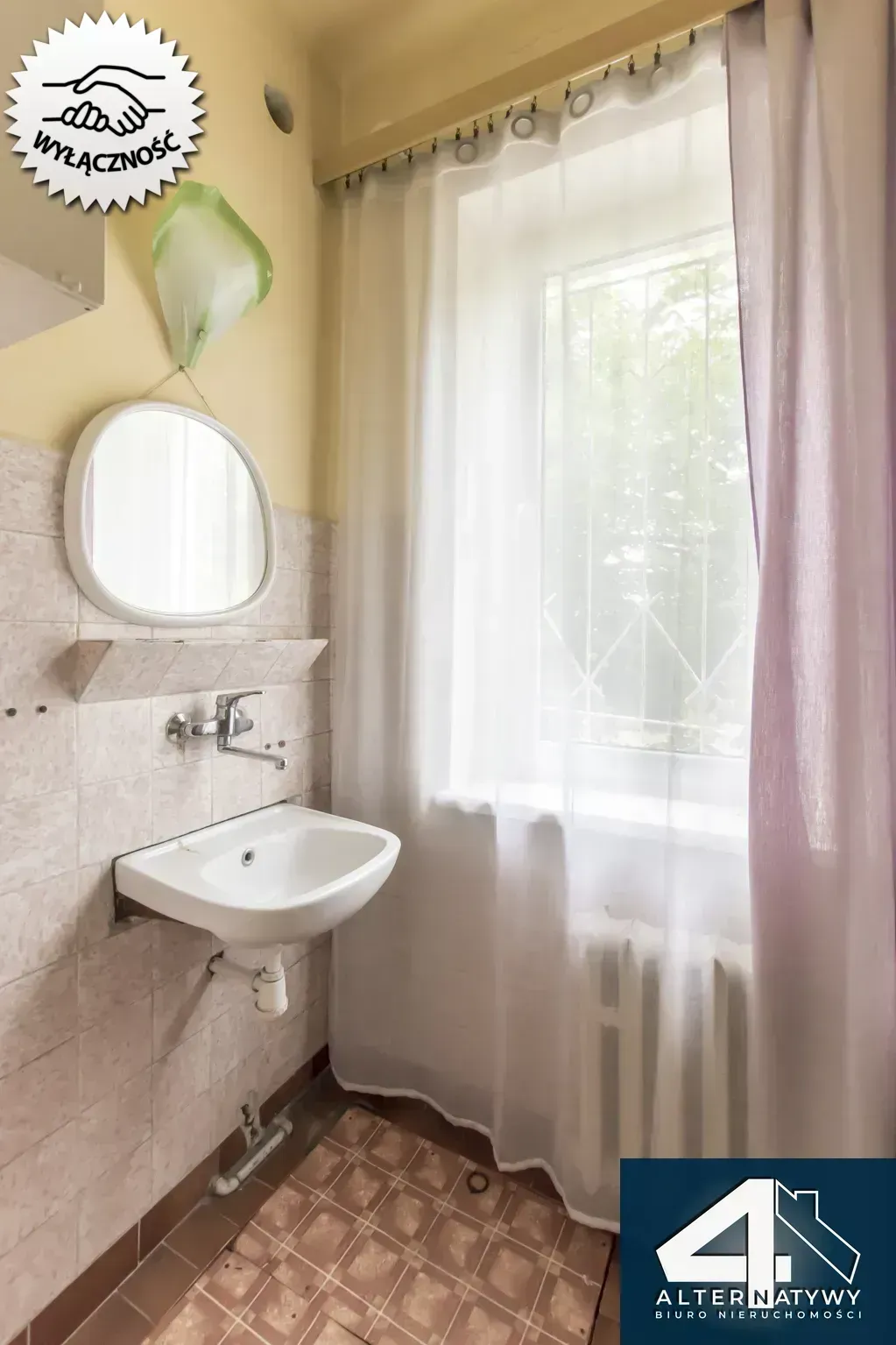 Duży dom dla 2 rodzin z ogromnym potencjałem! 25