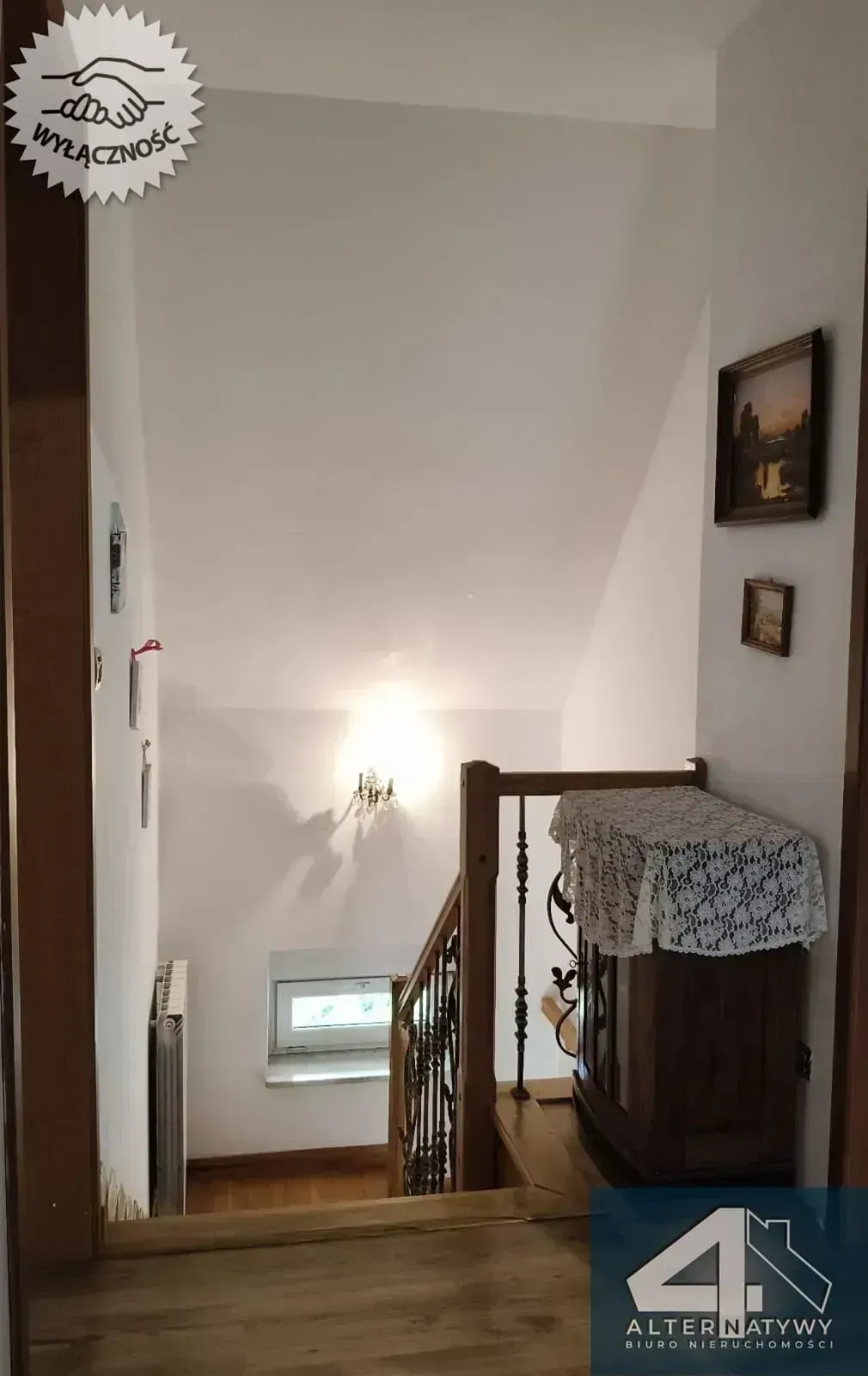 Przestronny dom z 4 sypialniami 12