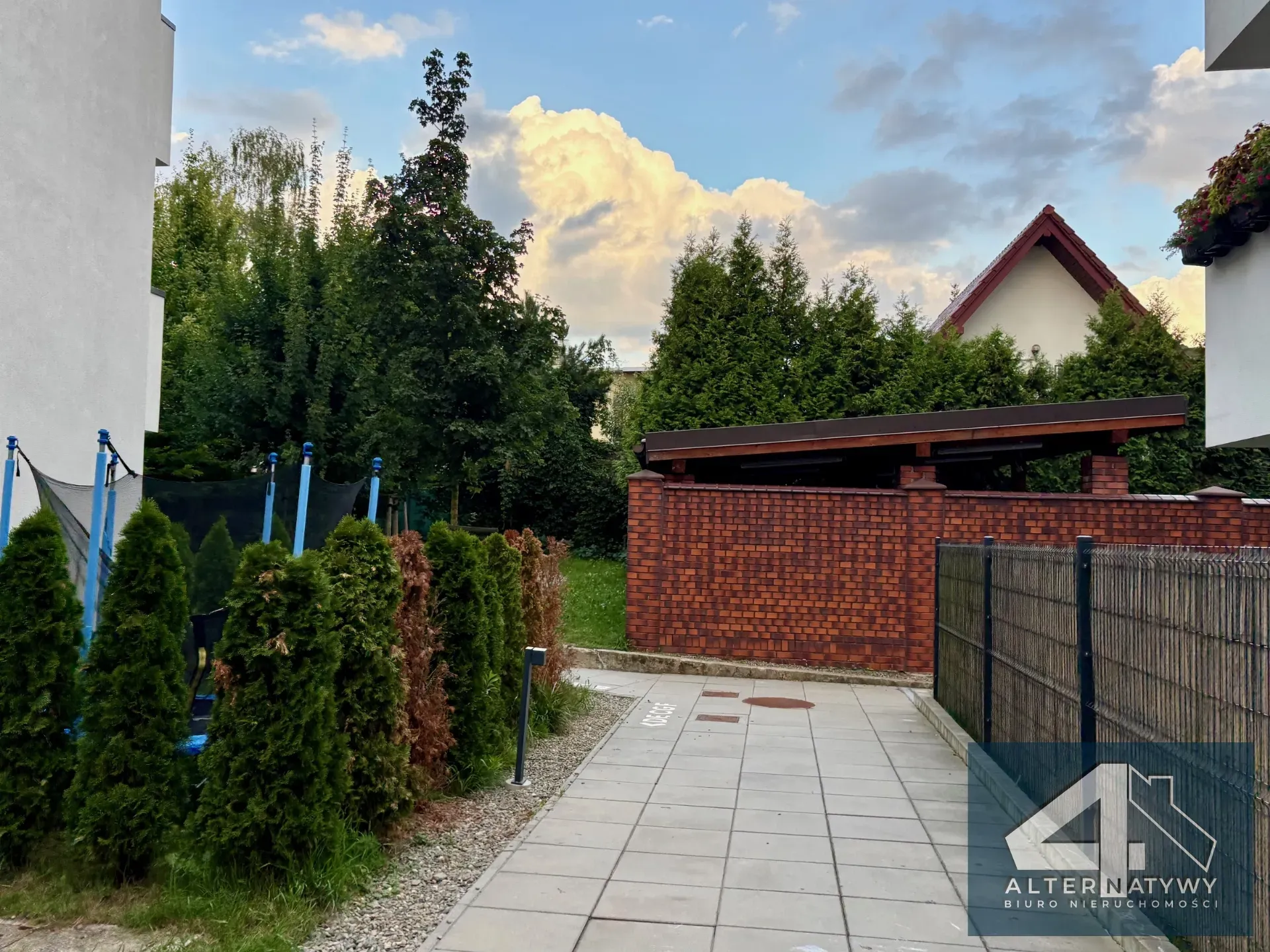 Gotowe piękne prawie nowe 4 pokoje 19