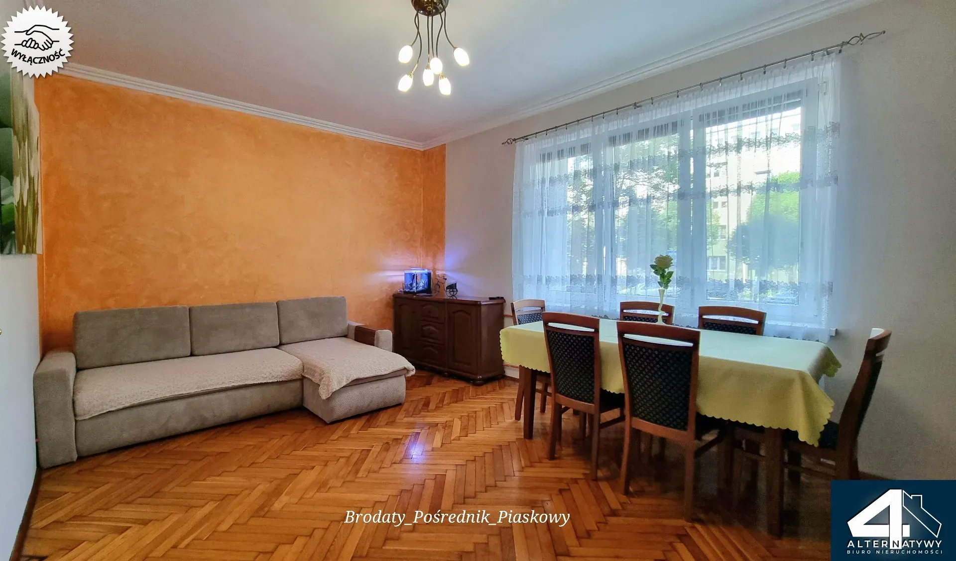 Przestronne mieszkanie na parterze. 4