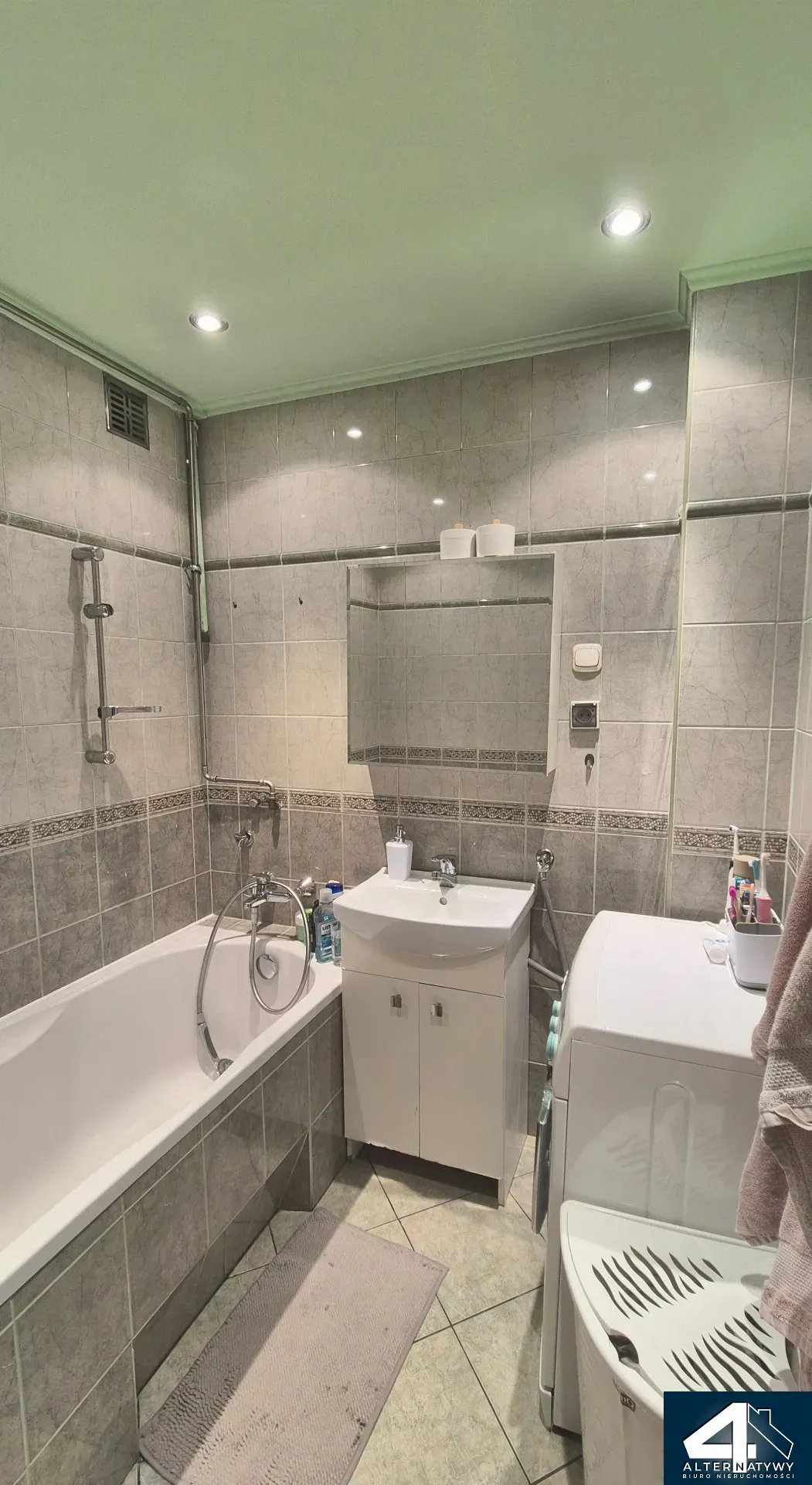 Funkcjonalne 3 pokoje z dużą piwnicą 10m2 9