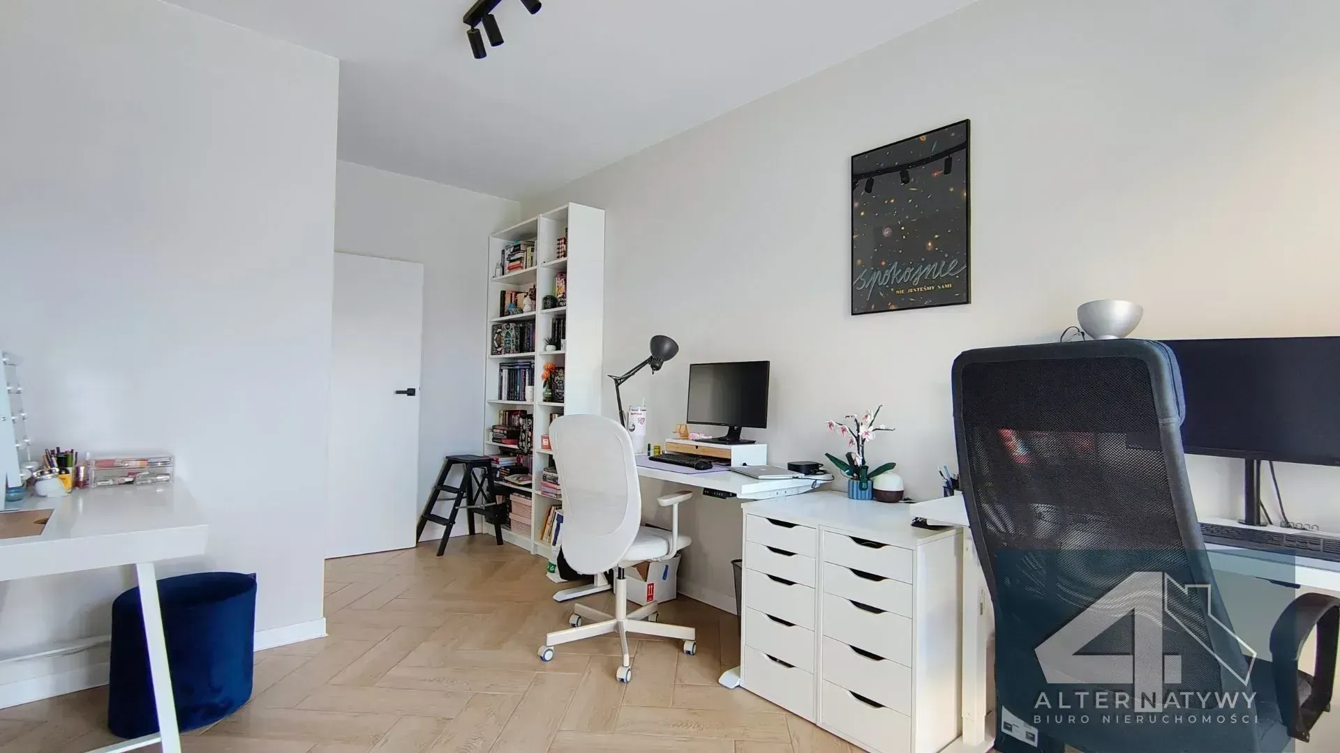 M3 z Ogrodem w Centrum! Nowoczesne i Wyposażone! 8