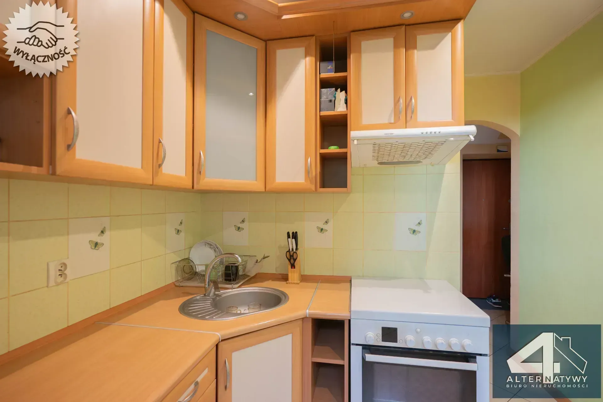 Kawalerka z dużą łazienką i dużym balkonem 6
