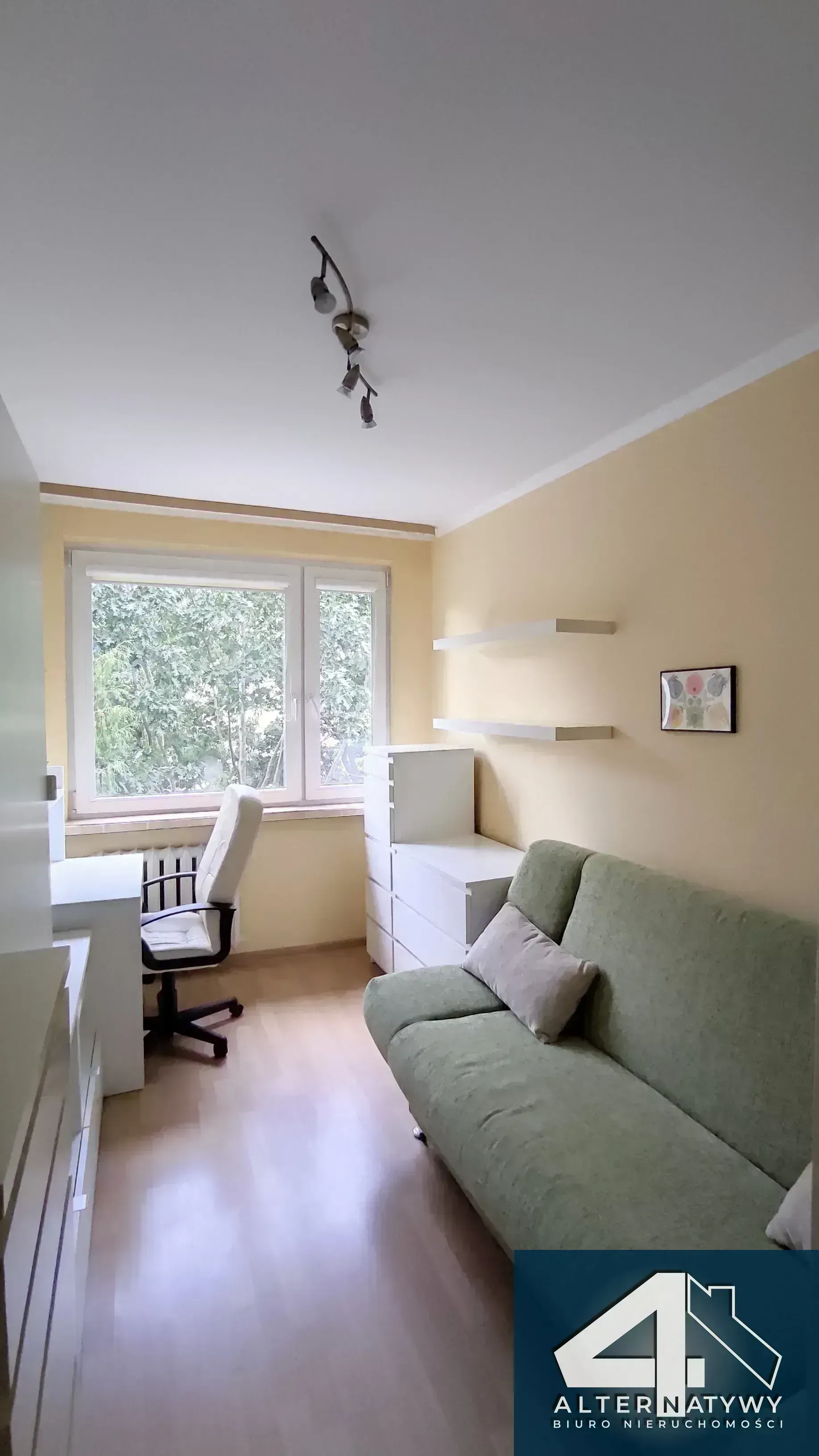 Świetnie skomunikowane, pełny rozkład 4