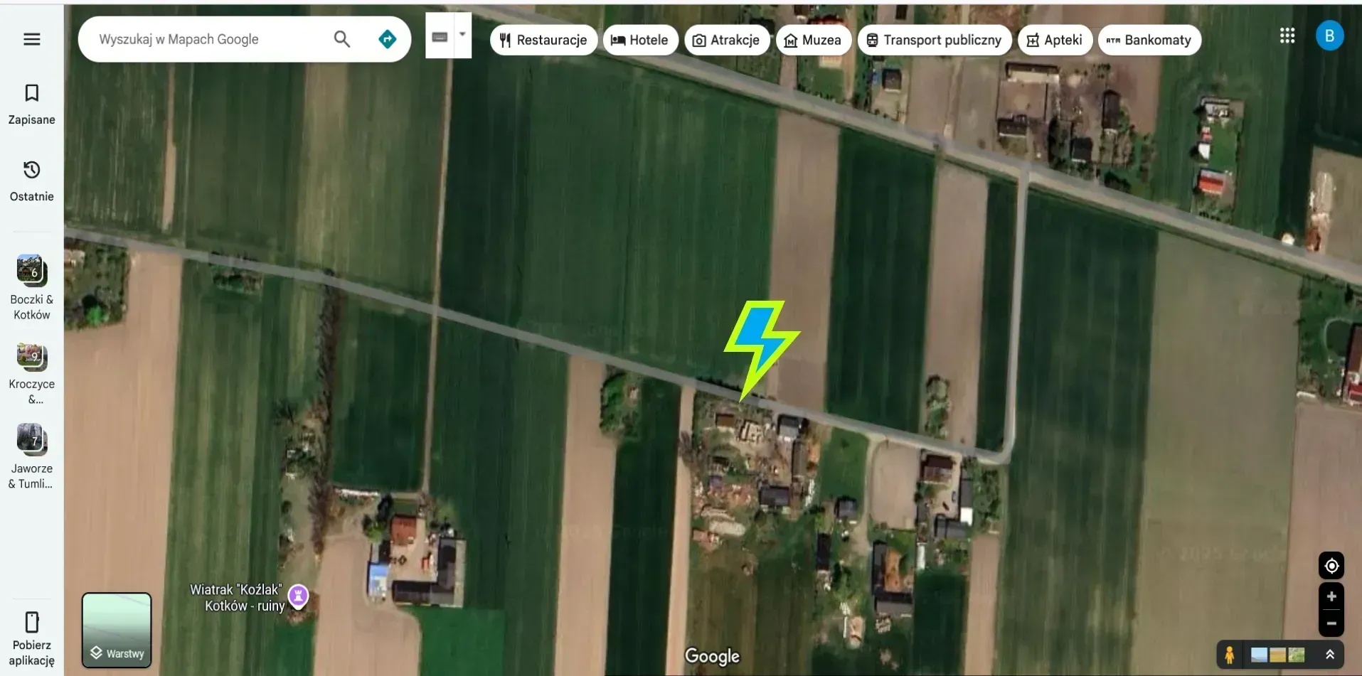 Działka z rozpoczętą budową. 8