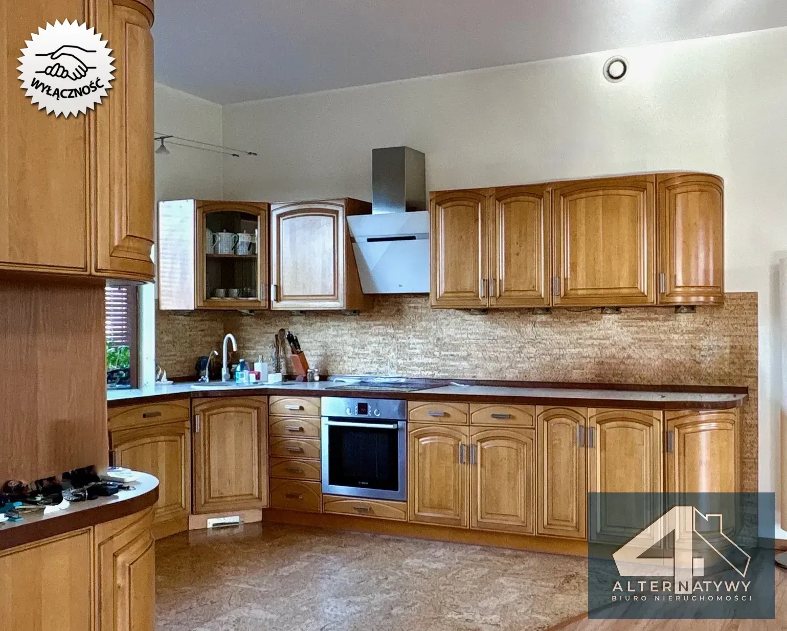 Indywidualny projekt, przestronny dom 13