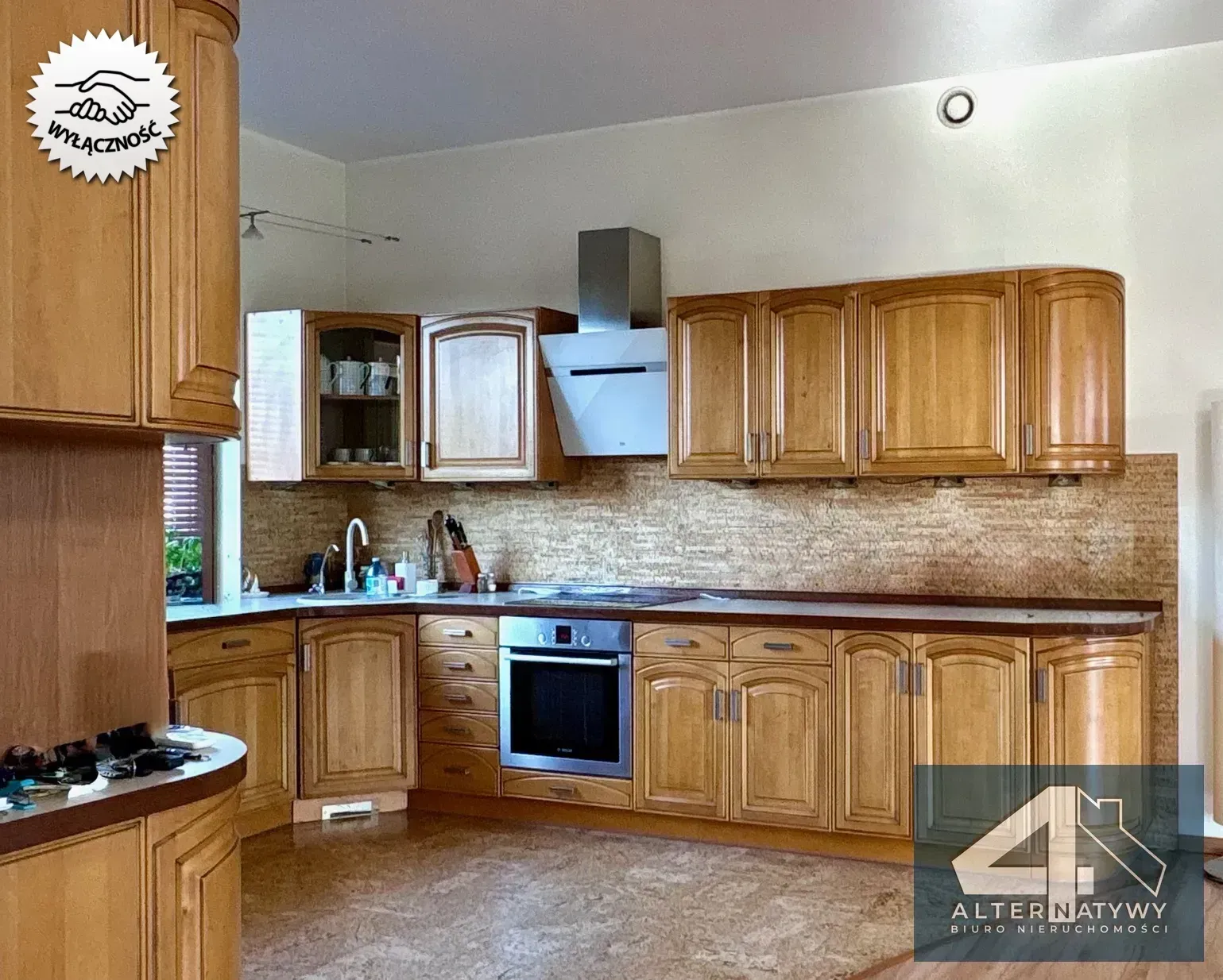 Indywidualny projekt, przestronny dom 13