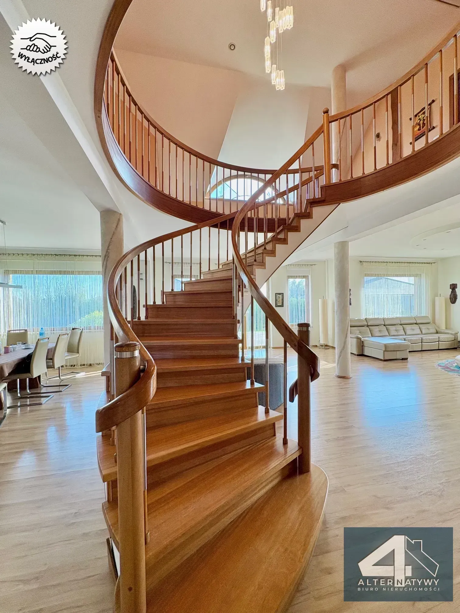 Indywidualny projekt, przestronny dom 17