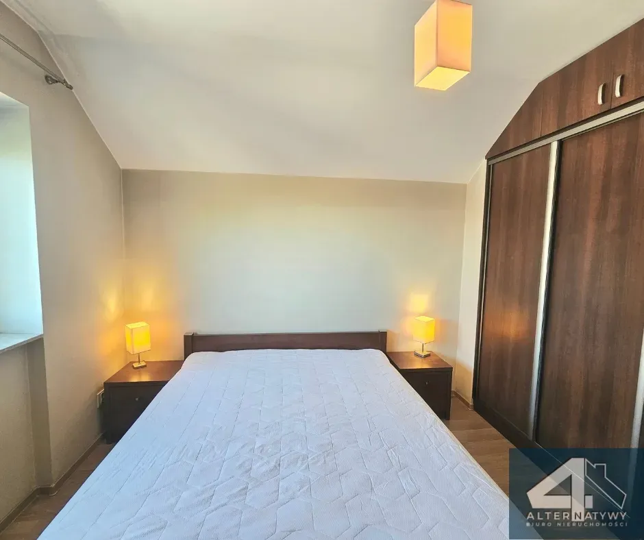 Apartament z dwoma łazienkami i dużym balkonem 4