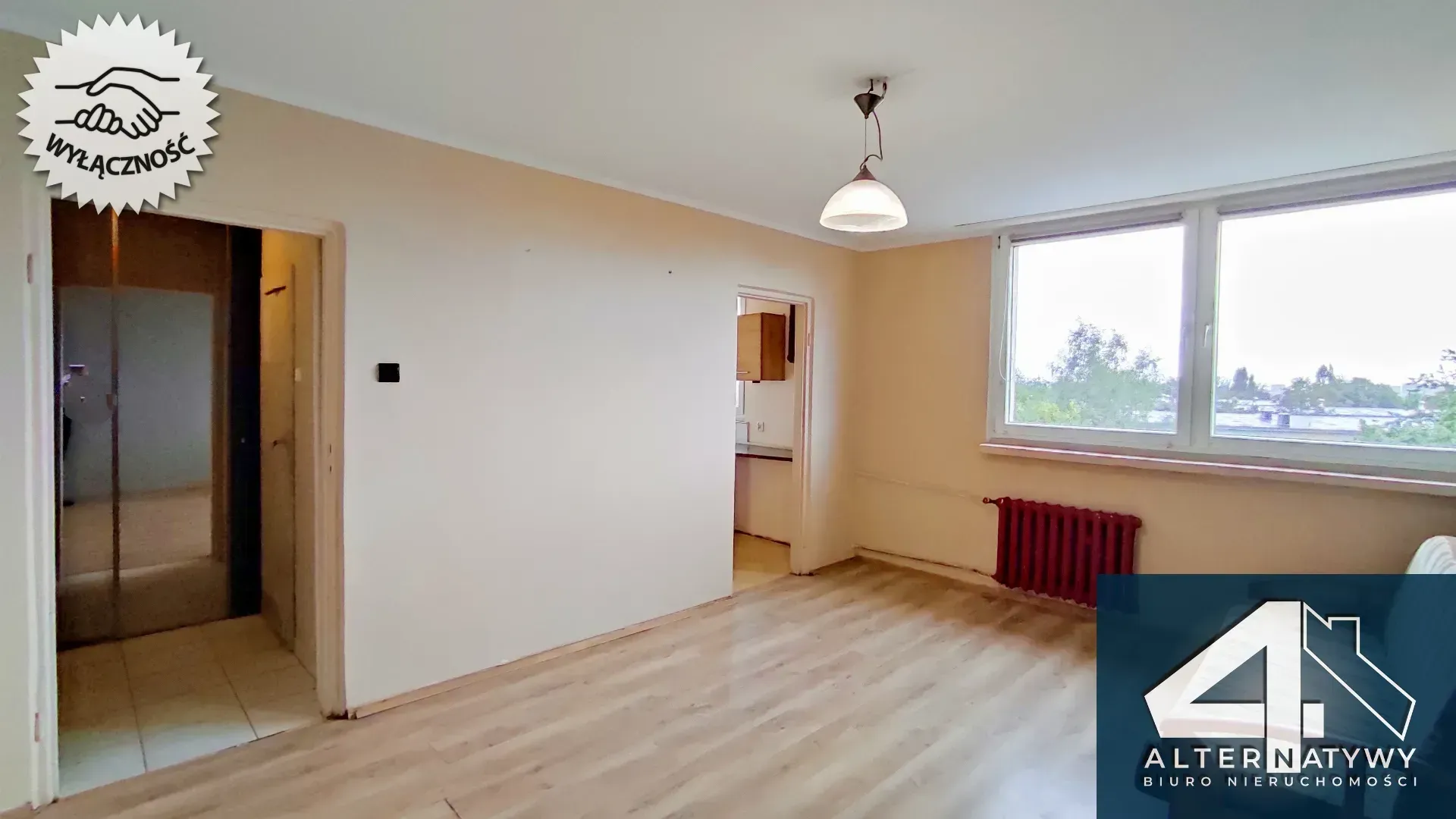 Przestronna kawalerka z osobną kuchnią 2