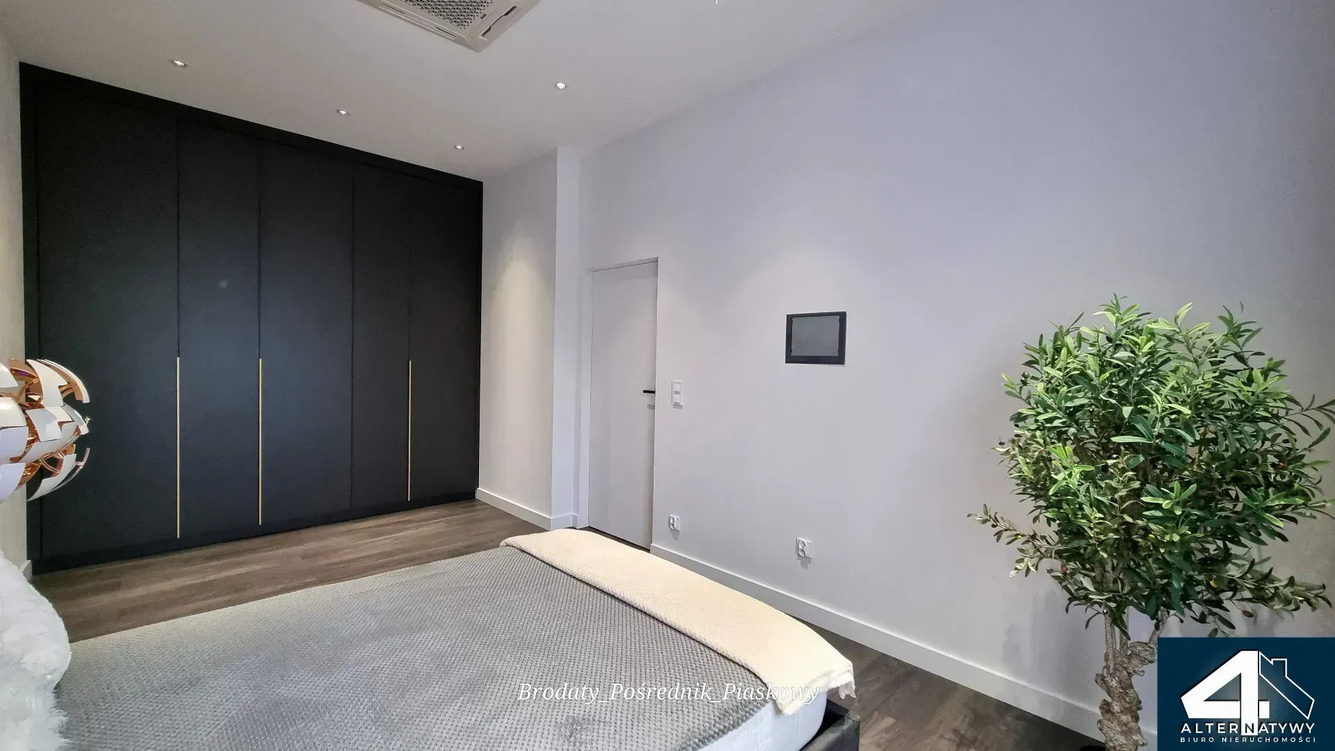 Elegancja i komfort w centrum miasta. 13