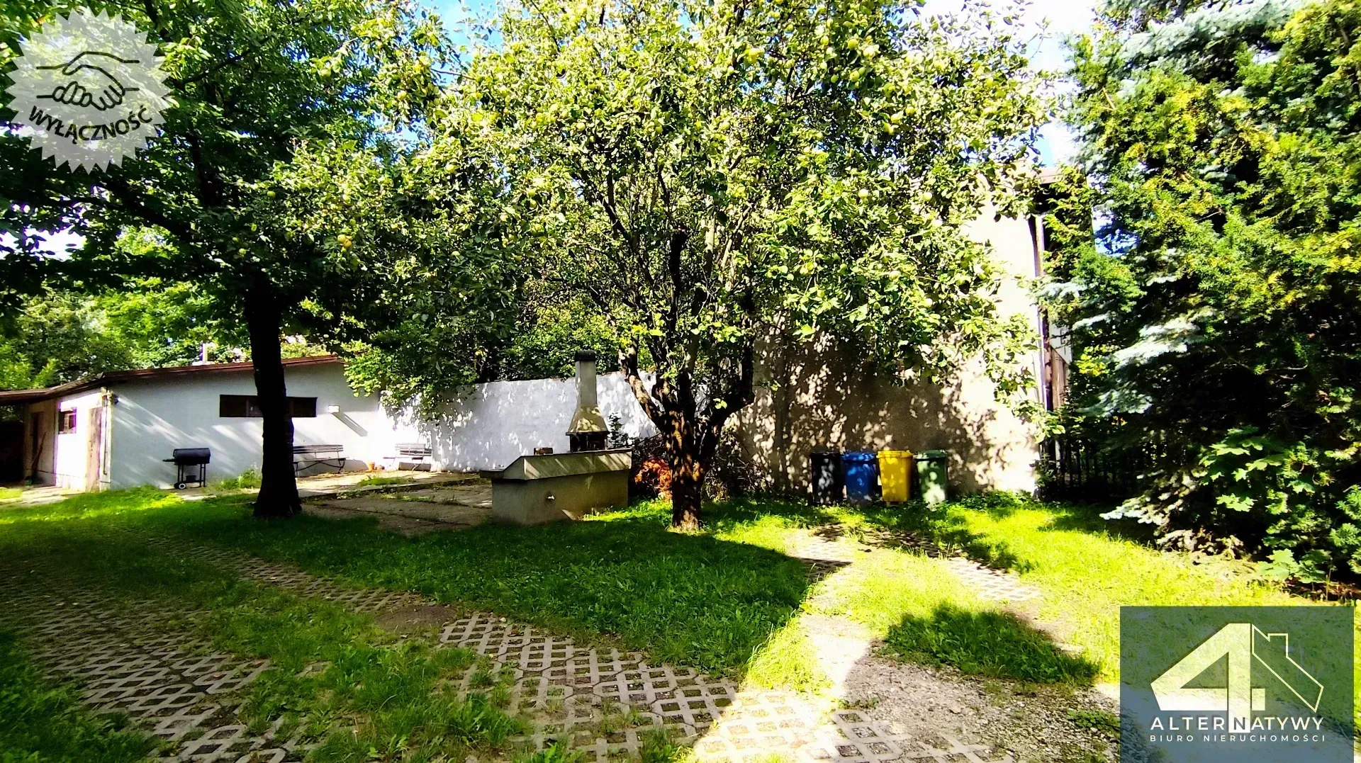 2 budynki: działalność lub mieszkalno-usługowe 14
