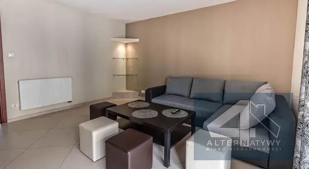 Przestronne, 2 osobne pokoje i osobna kuchnia! 6