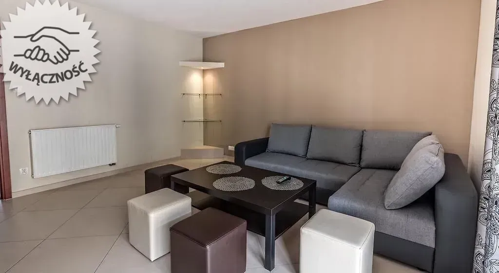 Przestronne, 2 osobne pokoje i osobna kuchnia! 8