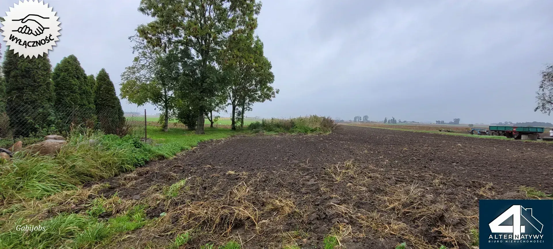 Dom na wsi szuka nabywcy. 12