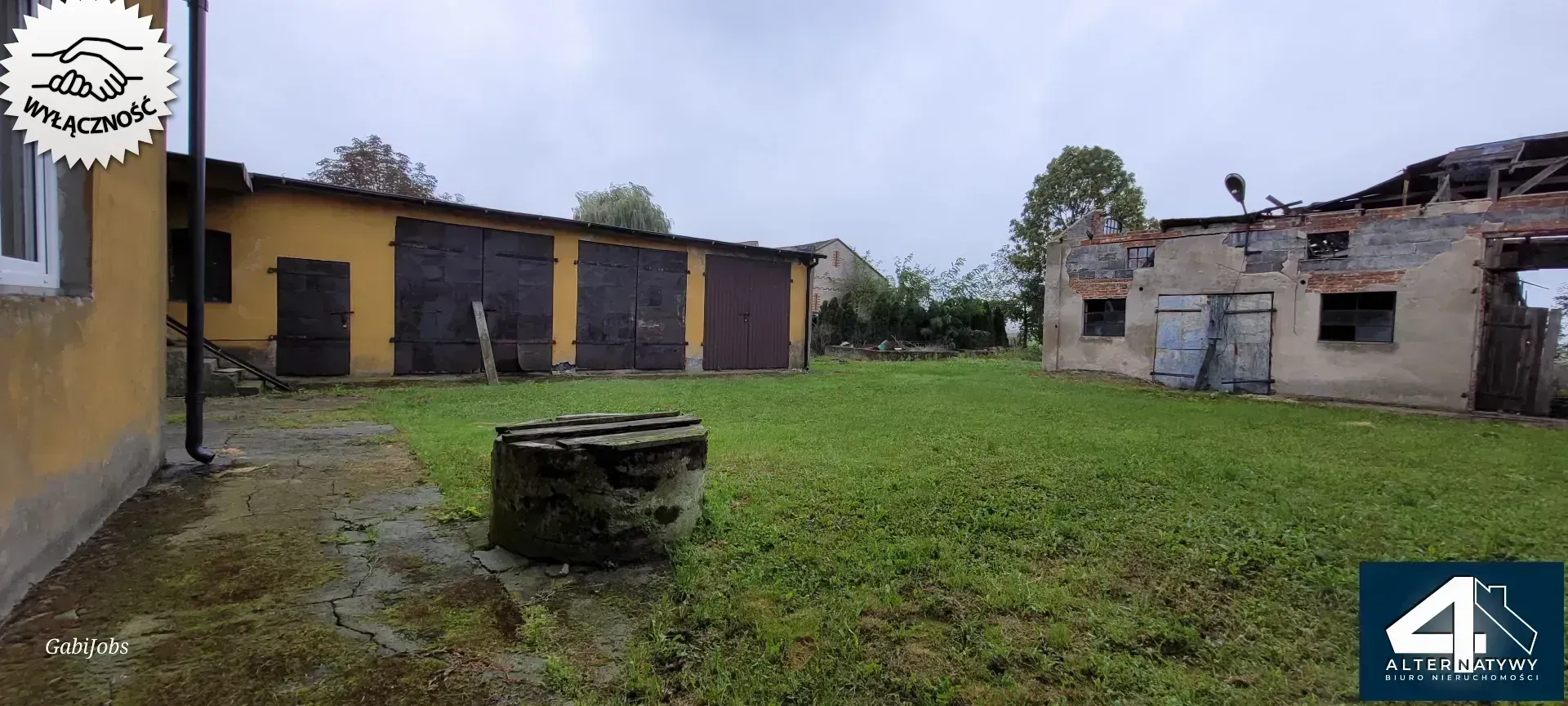 Dom na wsi szuka nabywcy. 16