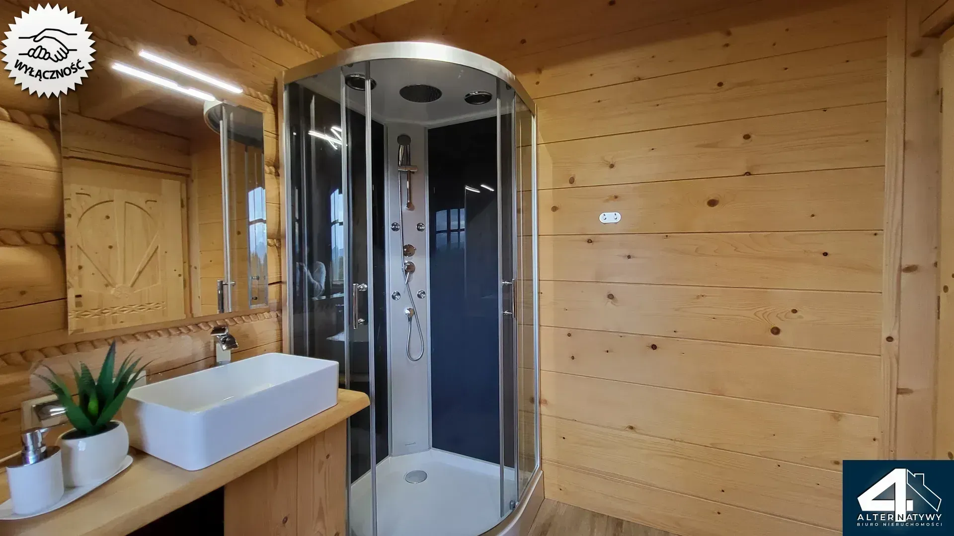 Dom z bala w Beskidach 14