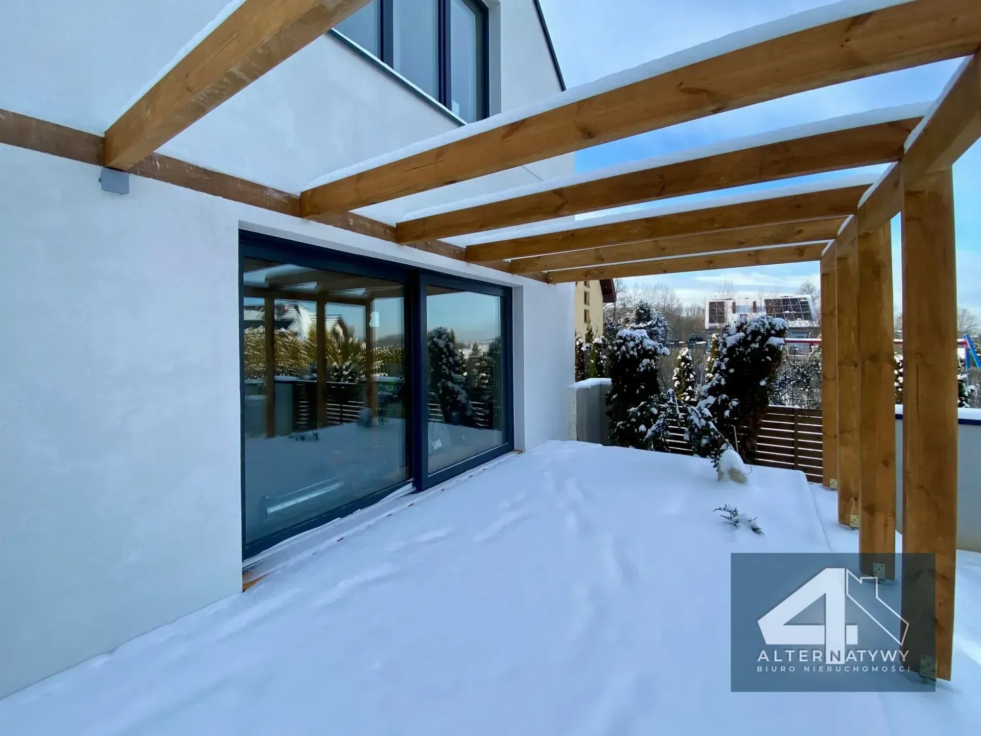 Dom w dobrej lokalizacji -stan deweloperski plus! 3