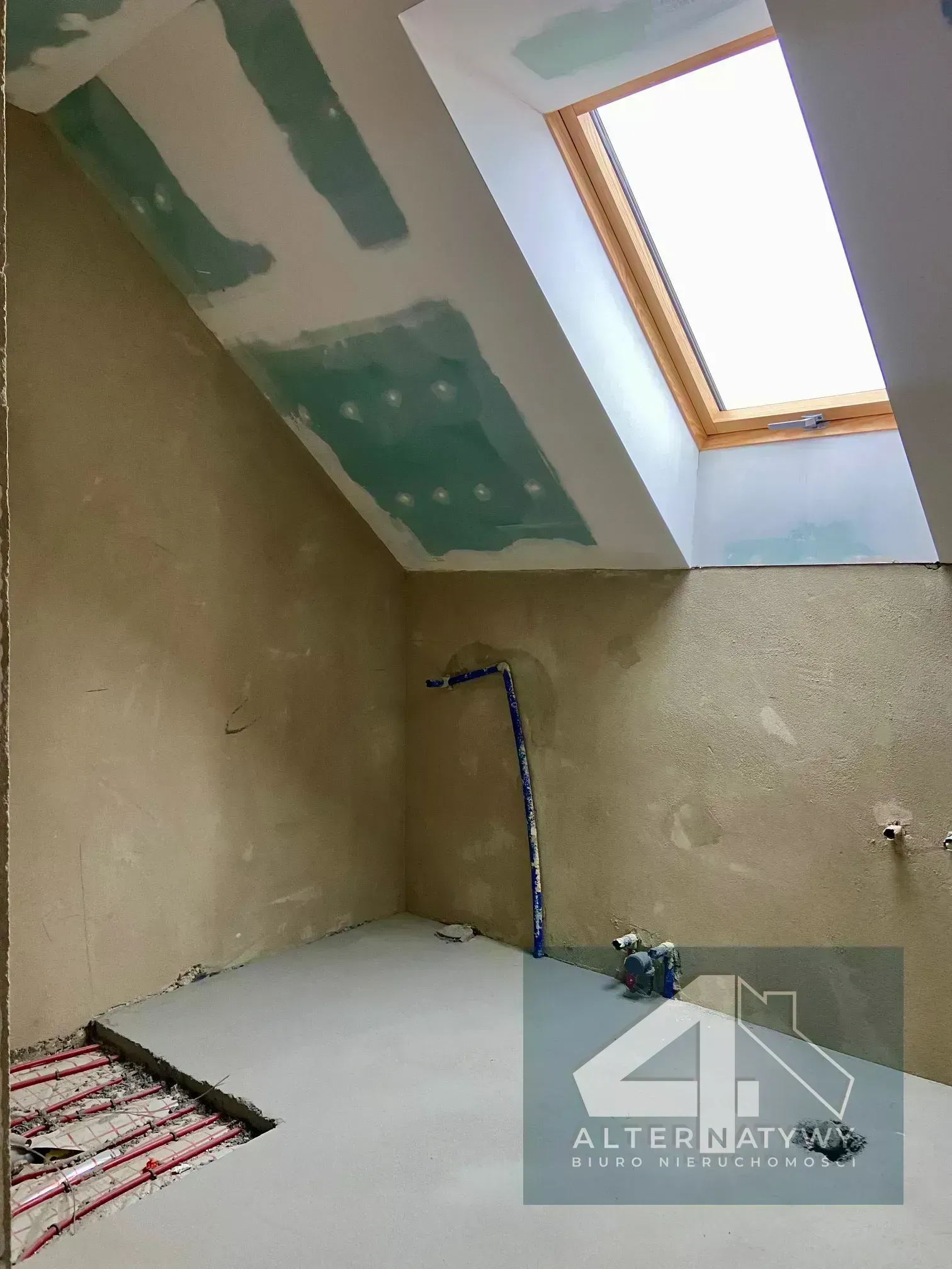 Dom w dobrej lokalizacji -stan deweloperski plus! 14