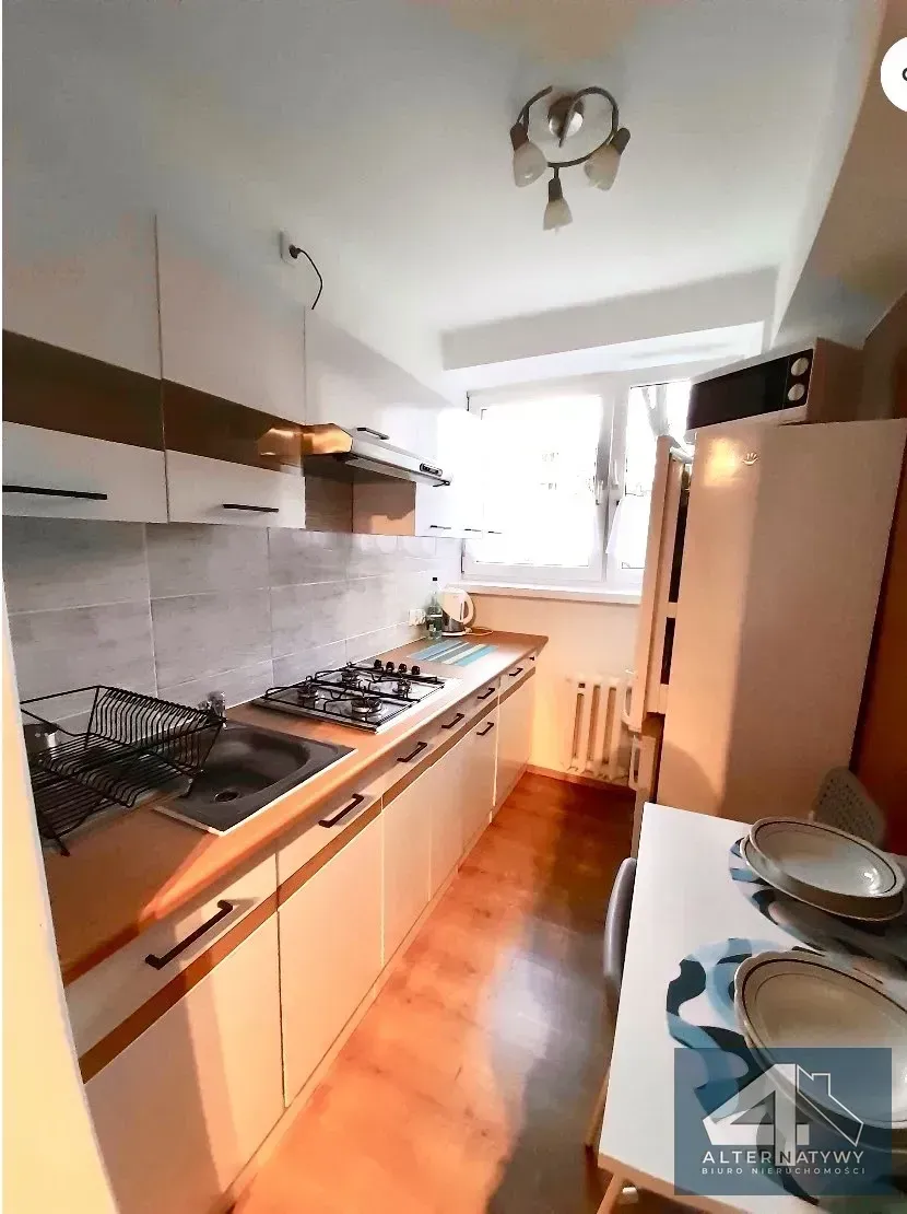 2 jasne pokoje, niskie koszty, winda, Bieńczyce 4