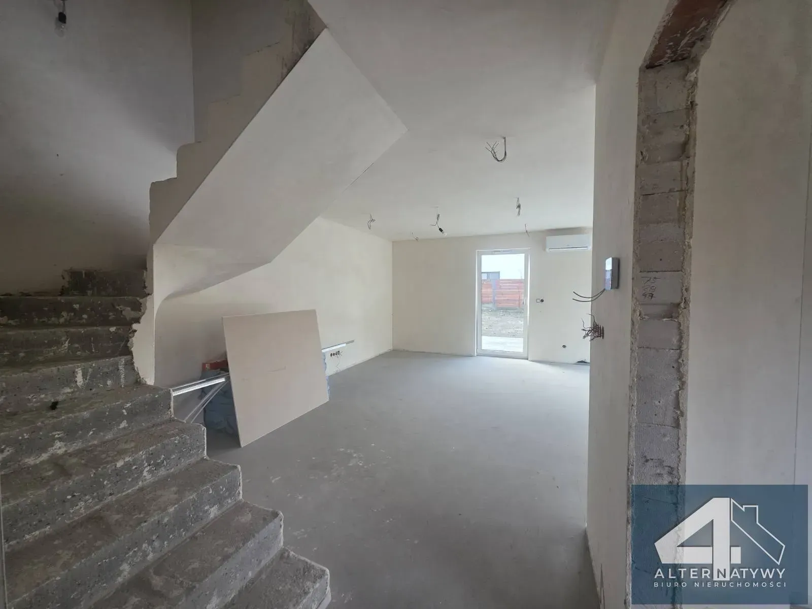 Dom bliźniak 5 pokoi+poddasze, Skawina, 95m 3