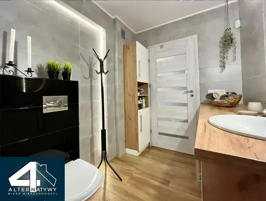 Dom z 4 sypialniami- bliskie okolice Łodzi 11