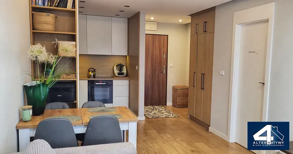 Praktyczne 44 M2 - świetna lokalizacja + kolej 5