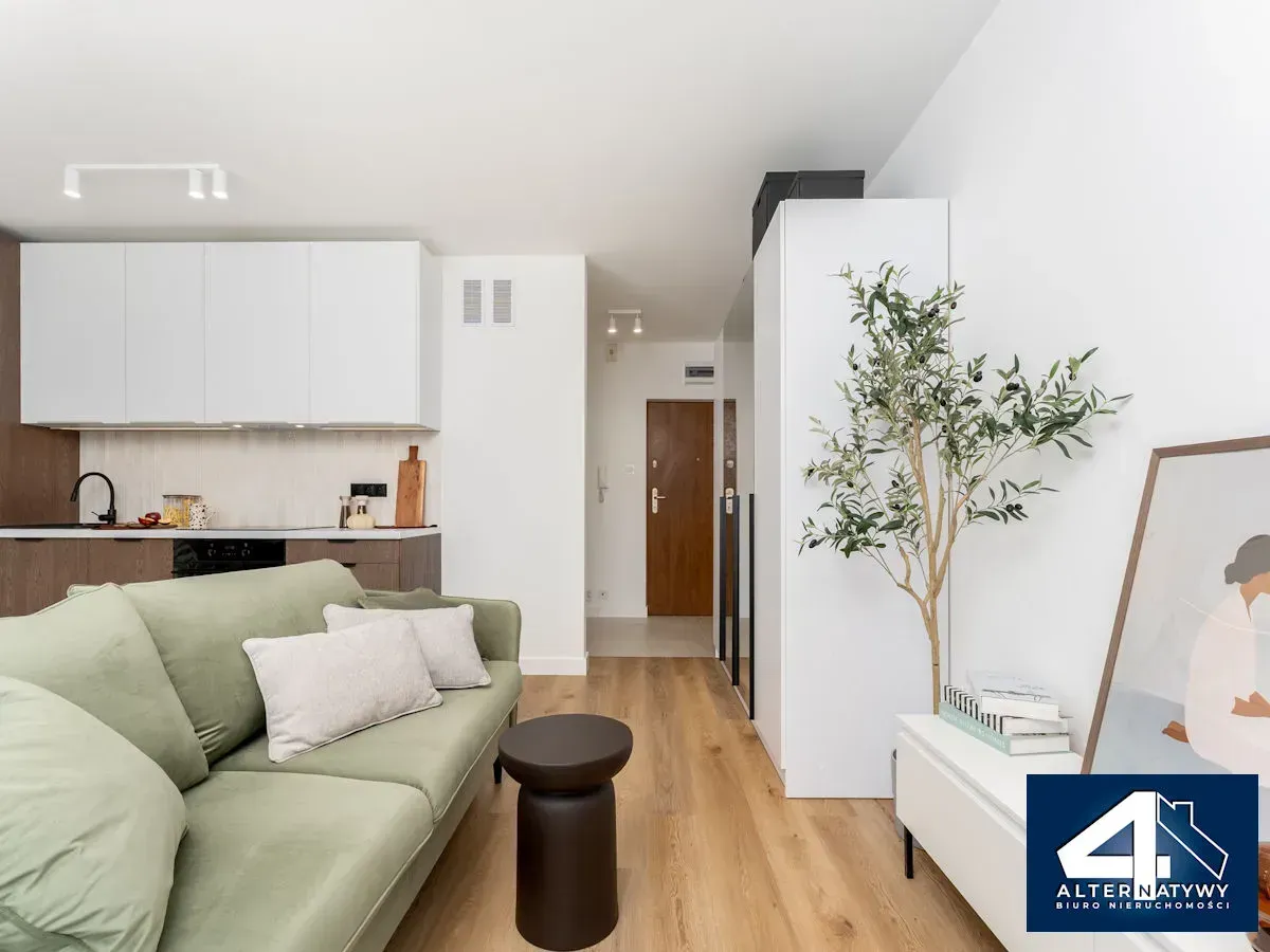 Urocza kawalerka 30,3 m2 w zaciszu, winda 6