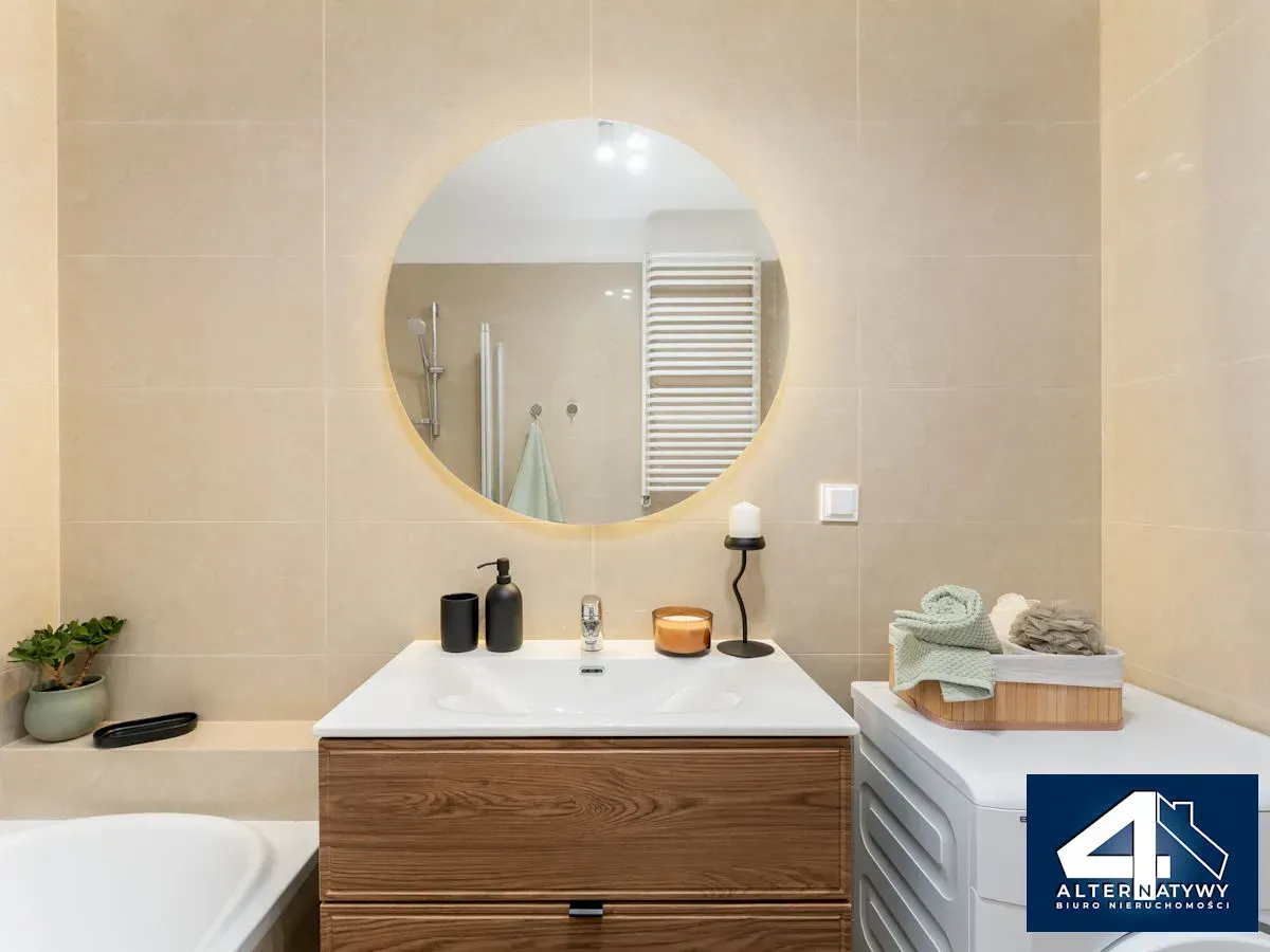 Urocza kawalerka 30,3 m2 w zaciszu, winda 9