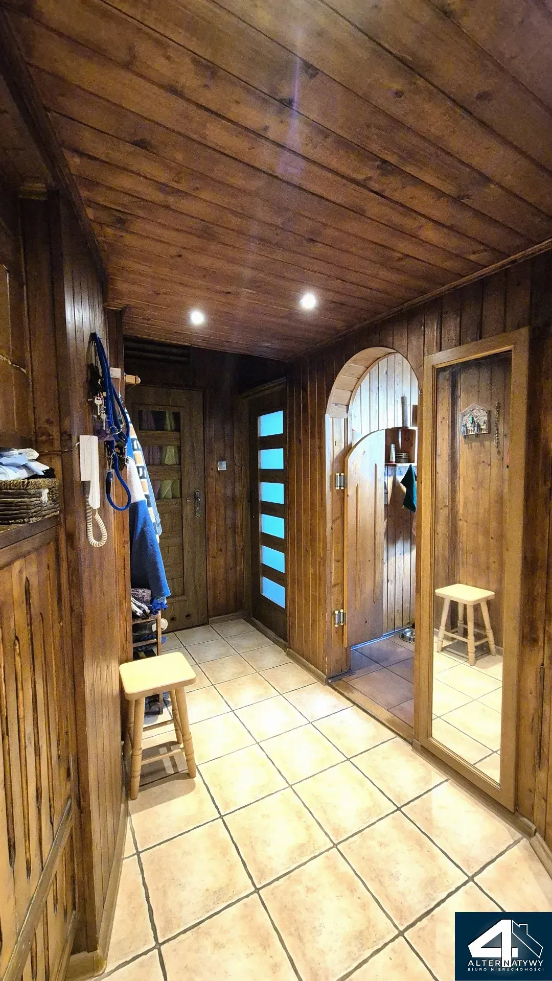 Mieszkanie 2 pokojowe w starej zabytkowej Hucie 6